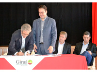 Banrisul assina convênio de microcrédito com a prefeitura municipal de Giruá