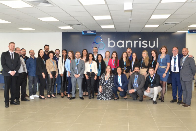 Agncia de Santo Antnio da Patrulha  reinaugurada com grande pblico presente