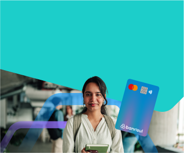 Foto de mulher universit�ria e ilustra��o do cart�o Banrisul Mastercard Universit�rio.
